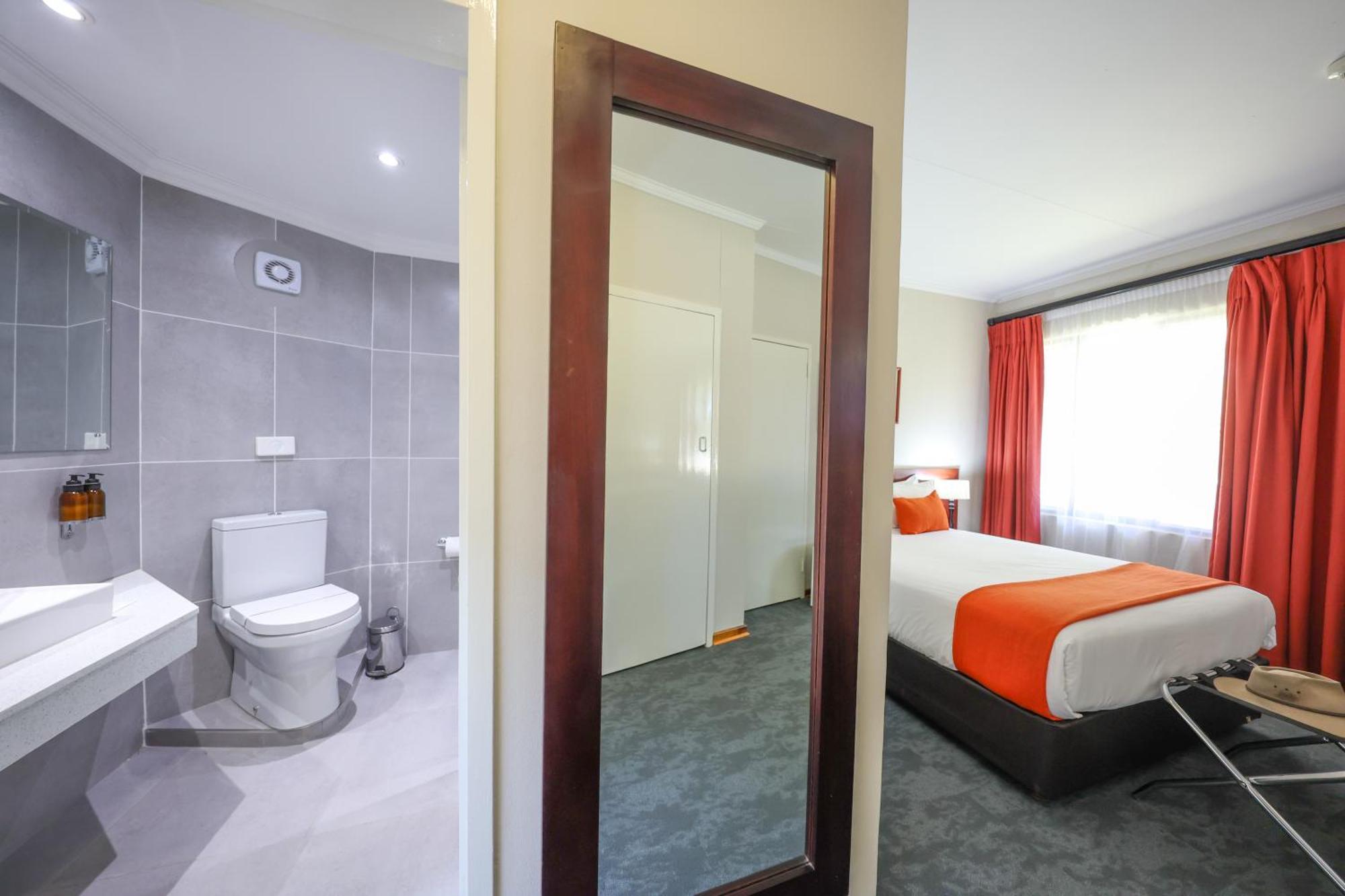 Cresta Botsalo Hotel Palapye Екстериор снимка