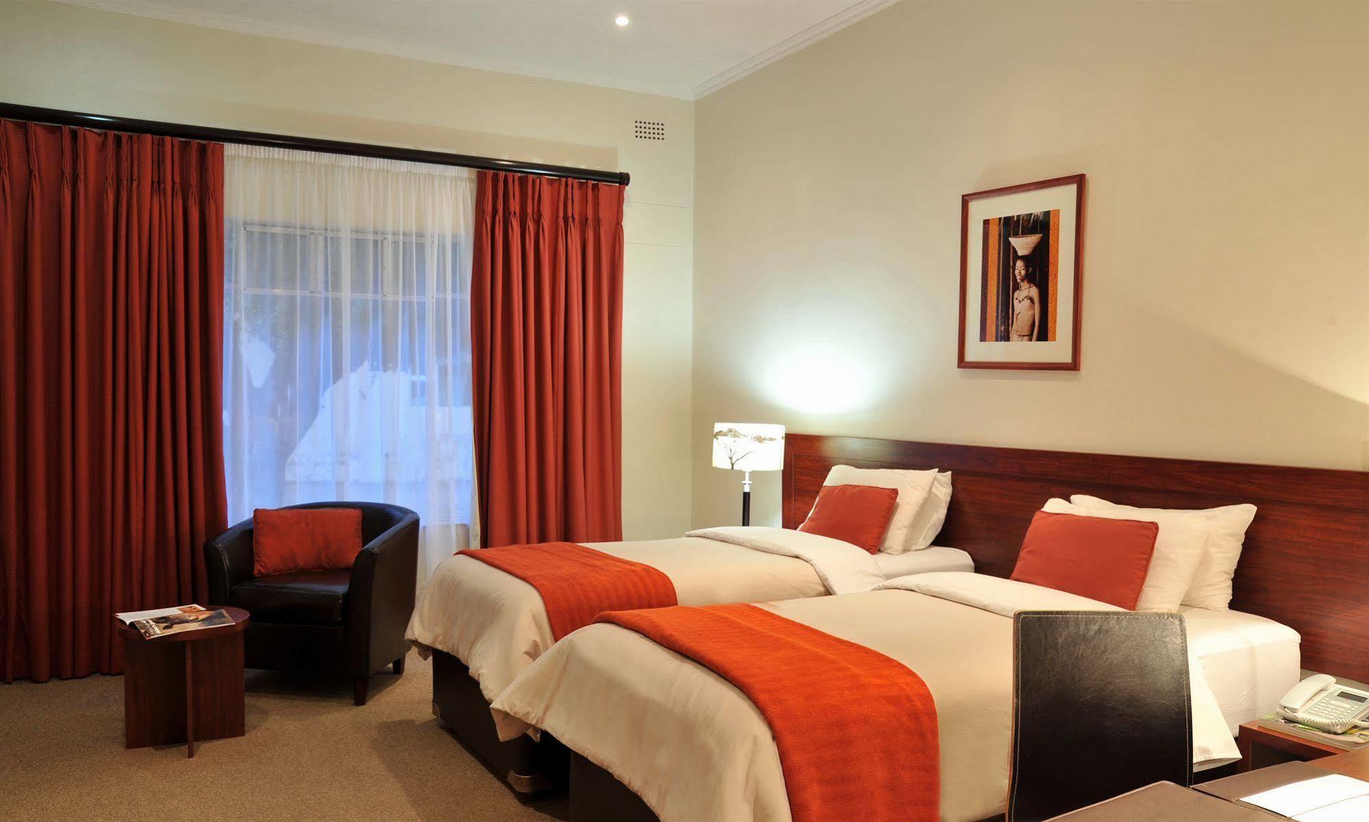 Cresta Botsalo Hotel Palapye Екстериор снимка